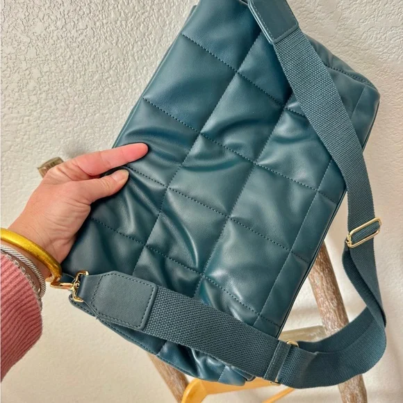 Summer & rose soft faux leather quilted crossbody purse rich teal - Picture 2 of 3
